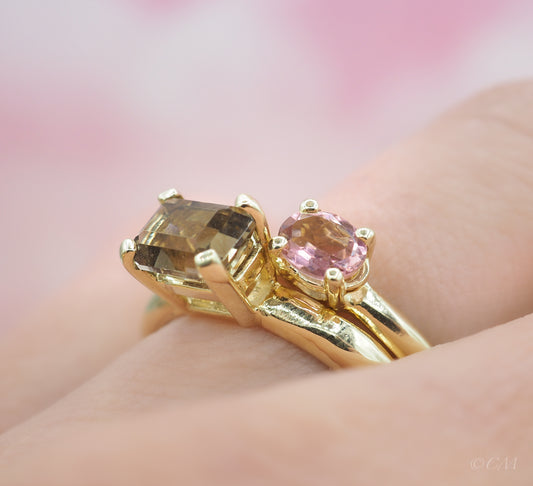 Gouden ring met rookkwarts