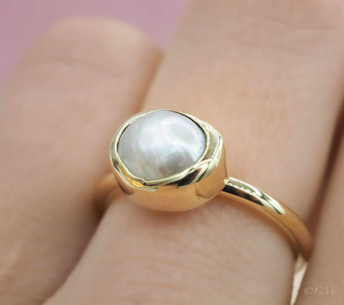 Gouden ring met parel